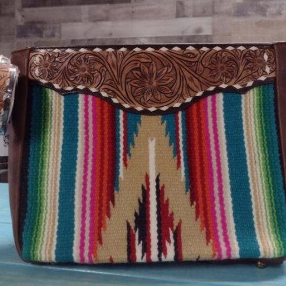 Fiesta Carryall - Picture 1 of 2
